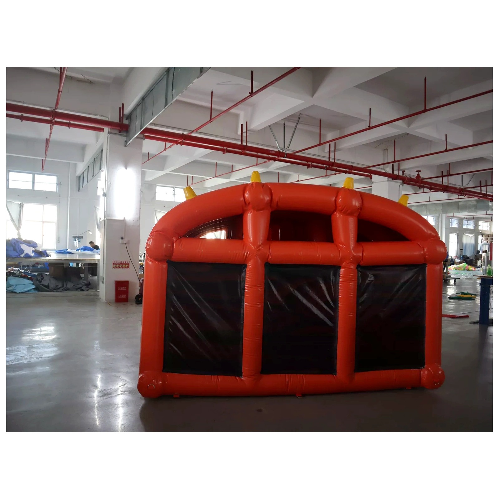 大型オレンジ色のインフレータブル迷路 3×5m 10×16フ - Outdoor Adventure Rentals のレビューと価格